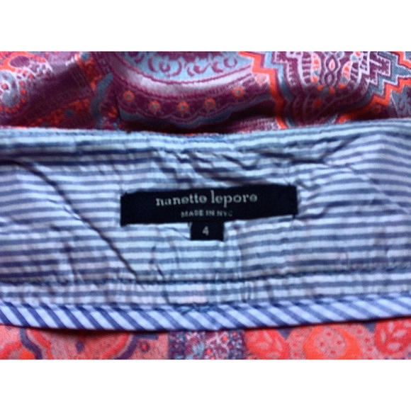Nanette Lepore Whimsical Shorts 4” - Picture 5 of 7